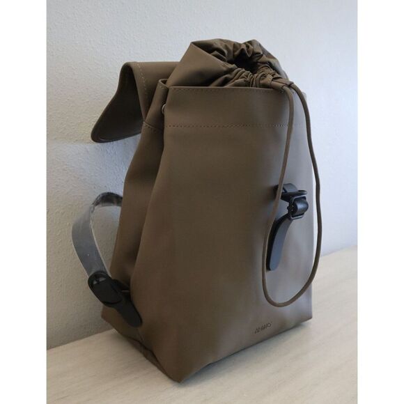 RAINS 13870 Unisex One Size Wood Brown Waterproof Rucksack Bucket Backpack - Picture 7 of 16